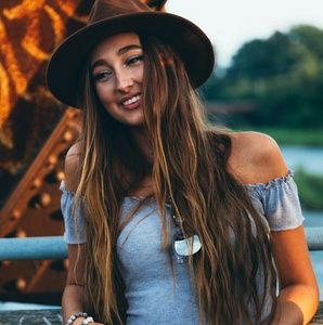 Lot of Summer clothing. 50 peices!!!